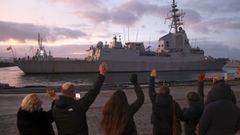 Despedida de la fragata Almirante Juan de Borb�n