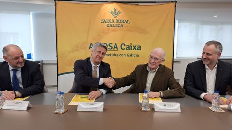 Sinatura do acordo entre Caixa Rural Galega e a Fundaci�n Juana de Vega