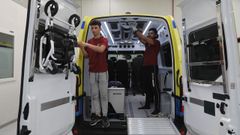 Mohamed y Eric realizaron pr�cticas en Rodr�guez L�pez Auto.