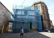 Los andamios dan cuenta del inminente inicio de las obras. 