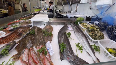 Puesto de la viveirense A Chavinesa, en la plaza de abastos de Viveiro, en una foto de archivo