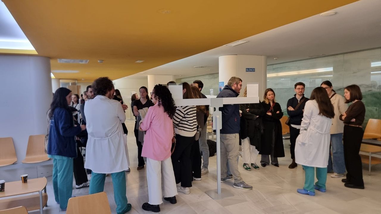 La UDC muestra su preocupación por la futura adscripción de todos los hospitales universitarios gallegos a la USC
