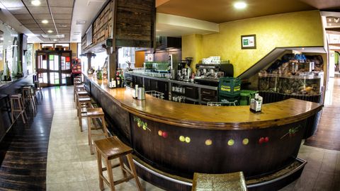 Sidrer�a La Villa en Navia