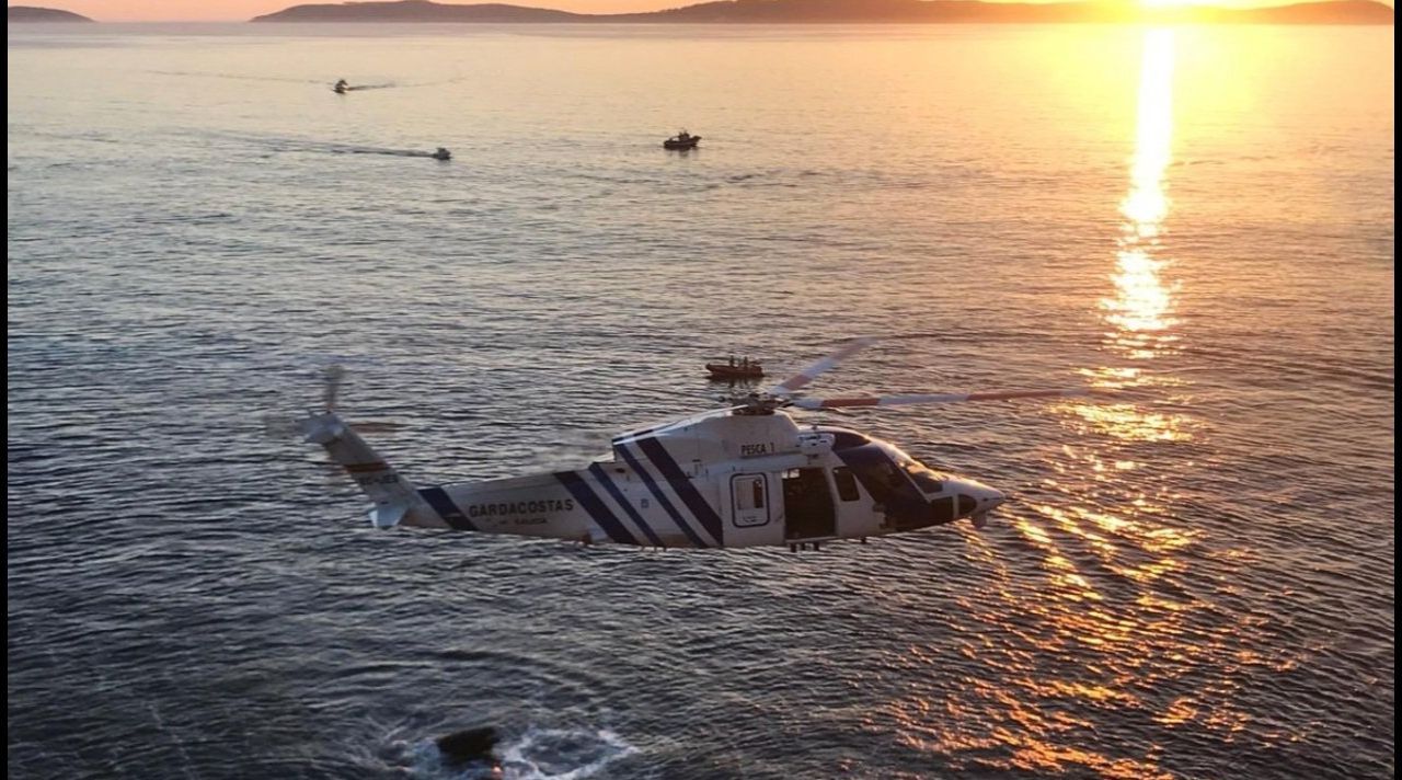 El Pesca I evacúa a un crucerista enfermo en el Independence of the Seas y lo traslada al hospital de Vigo