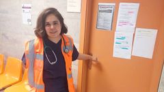 Ana Giraldo, en la puerta de su consulta en el centro de salud de O Carballi�o.