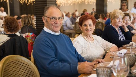 Comida jubilados de Agui�o en restauraci�n Chicolino, Boiro