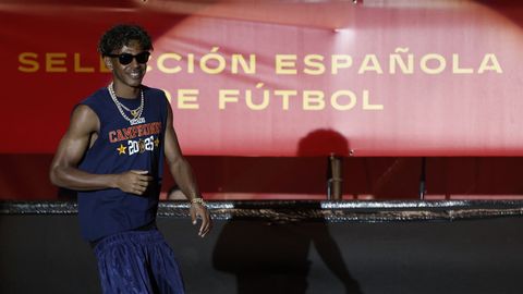 Lamine Yamal durante la celebraci�n del Mundial.