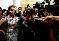 Aguirre atiende a la prensa tras el discurso de apertura del debate de la regi�n de Madrid.