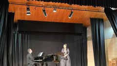 El falsto techo que hay sobre el escenario ser� retirado