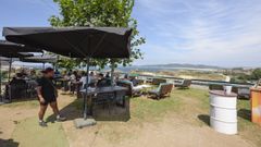 Terraza Corsario est� ubicada en Noalla, con grandes vistas a la playa de Foxos, en Sanxenxo