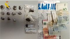 Material incautado al detenido por trfico de drogas en Ares