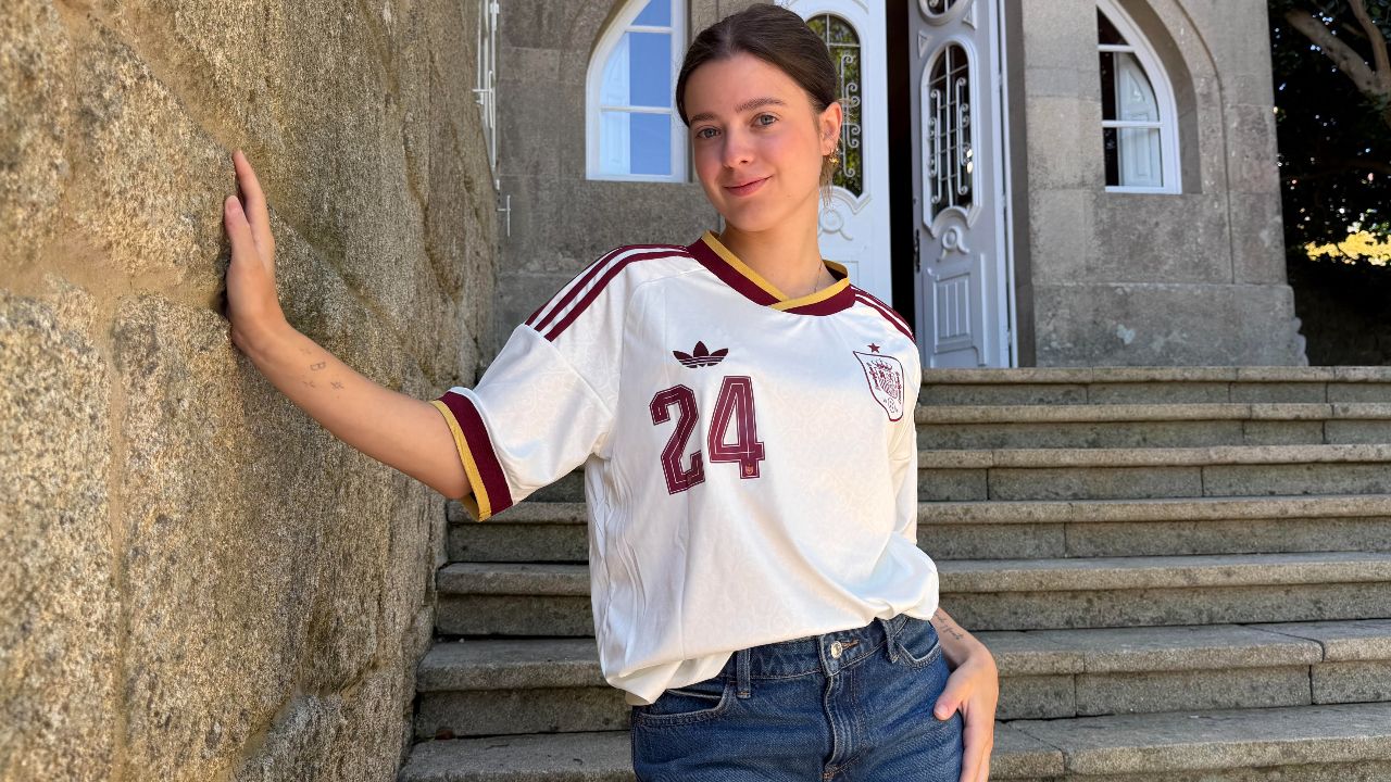 Por qué la camiseta blanca de la selección española ya ganó el Mundial