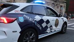 Imagen de uno de los veh�culos de la Polic�a Local de Vilagarc�a