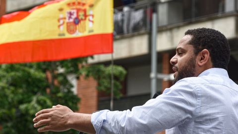 El candidato de Vox a la Generalitat y secretario general del partido, Ignacio Garriga, en un acto de campaa.