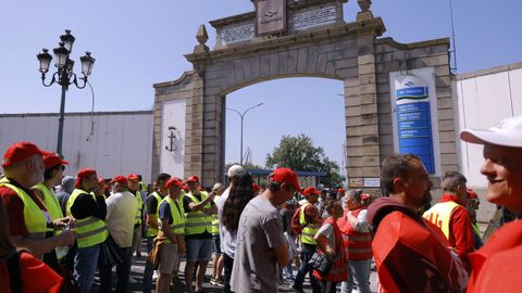 Desde primeras horas hay piquetes en Navantia, desde donde parti� la manifestaci�n
