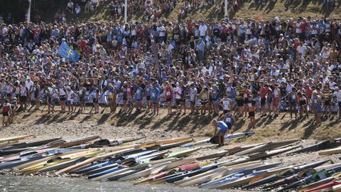 El Descenso Internacional del Sella, con su tradicional recorrido entre Arriondas y Ribadesella a lo largo de veinte kilmetros, celebra su 85 edicin este sbado