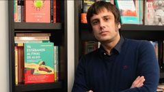 El escritor Daniel Bernab�