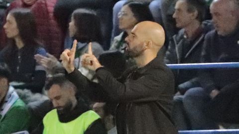 Claudio Girldez, durante el anterior partido de Copa del Celta, frente al Puerto de Vega.