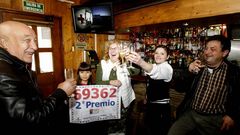 Segundo Premio.El segundo premio fue vendido en un bar de Oural, Sarria