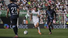 �lvaro N��ez, con el Elche, en el partido ante el Celta de la primera vuelta.