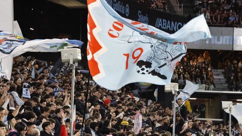 La grada de animaci&oacute;n de Bala&iacute;dos, en el Celta-Madrid del viernes.
