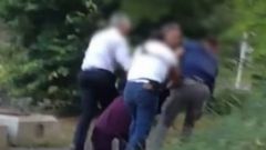 Graban el momento en que detienen a una de las tres yihadistas de Par�s