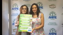 Bego�a Garc�a y Montserrat Fern�ndez en la presentaci�n del dec�logo para el buen uso de los grupos de padres de Whatsapp