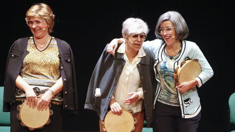 As fillas bravas de Mom�n llevan a�os dedicadas a transmitir la m�sica tradicional