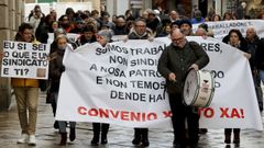 La manifestaci�n del personal laboral de Comisiones Obreras contra el sindicato discurri� entre el Cant�n y la plaza de Maria Pita, en A Coru�a. 