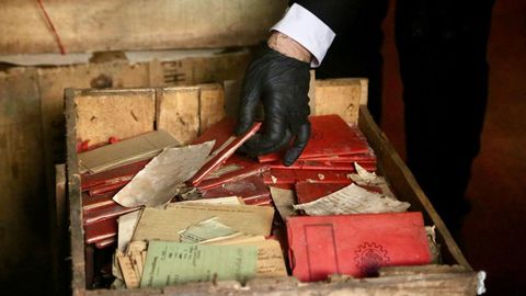 Parte del material nazi descubierto en el sótano del Palacio de Tribunales de Buenos Aires
