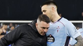 Los jugadores del Celta Iago Aspas y Mat�as Vecino.