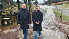 El director de Turismo de Galicia, Xos� Merelles (izquierda), durante la visita a la Estaci�n de Monta�a Manzaneda.