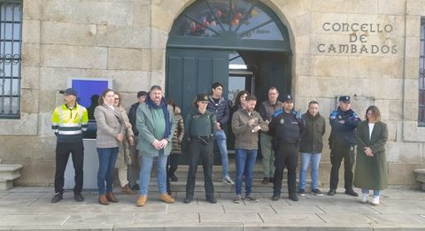 Acto celebrado ante el Concello de Cambados