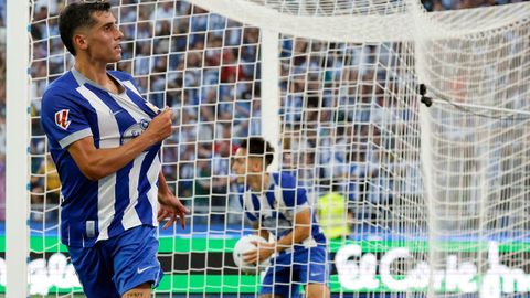 Diego Villares, celebrando el gol del empate deportivista.
