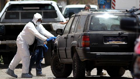 Coche en el que viajaban los estudiantes mexicanos cuando fueron secuestrados