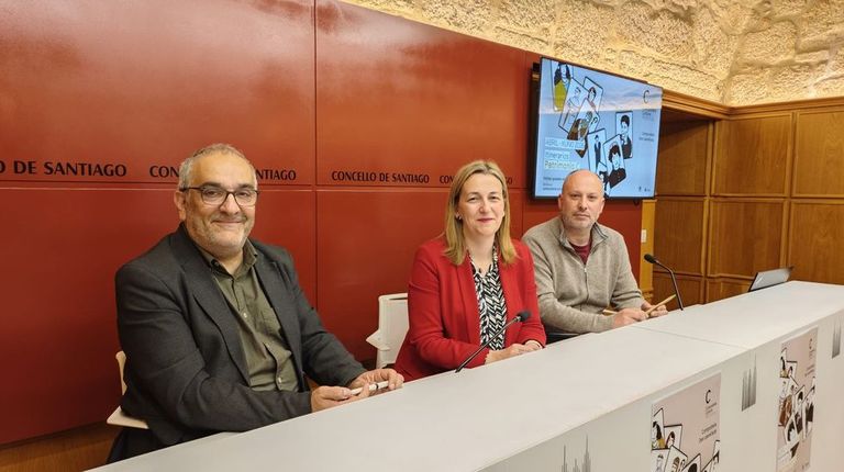 Xos&eacute; Regueira (derecha), Miriam Louzao y Leo Gonz&aacute;lez presentaron las nuevas rutas hist&oacute;ricas