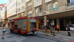 Los bomberos sofocaron tambi�n otro incendio en la calle San Andr�s de A Coru�a