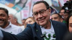 El candidato a las elecciones de Brasil Augusto Cury, que es escritor