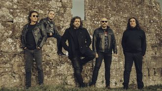 Astarot naci&oacute; en Cangas en 1983