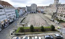 La consulta ciudadana pregunta tambi�n por los usos futuros de la plaza y el aparcamiento. 