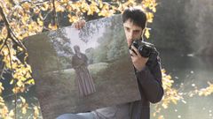 El fot�grafo Carlos Folgoso Sueiro presenta la exposici�n del proyecto  Al�n do Lago  en su villa natal de Ver�n