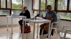 Rueda de prensa de los vecinos de El Pis�n para anunciar su querella contra los responsables de la depuradora del Este en Gij�n