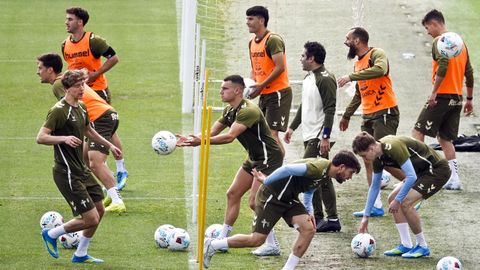 Los futbolistas del Celta, seg�n su entrenador, recuperaron la alegr�a y protagonizaron una semana fant�stica de entrenamientos.