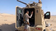 Un joven soldado de las tropas hut�es, que suelen enrolar a ni�os en sus campa�as militares