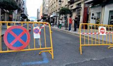 La calle Justo Mart�nez es una de las afectadas, como ayer. 