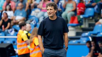Imanol Idiakez, durante un partido como entrenador del Deportivo.