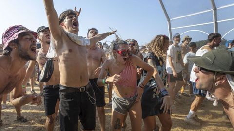 A pesar del calor, los asistentes lo dieron todo en la ltima jornada de la cita en Boimorto.