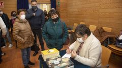 Beatriz Busto, en una de las primeras presentaciones de su libro musical