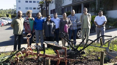 En Fonteboa, investigadores y alumnos compartieron m�todos de manejo de las abejas y de las colmenas.