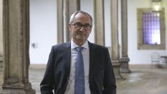Antonio Pose, jefe de Medicina Interna del �rea sanitaria de Santiago y Barbanza